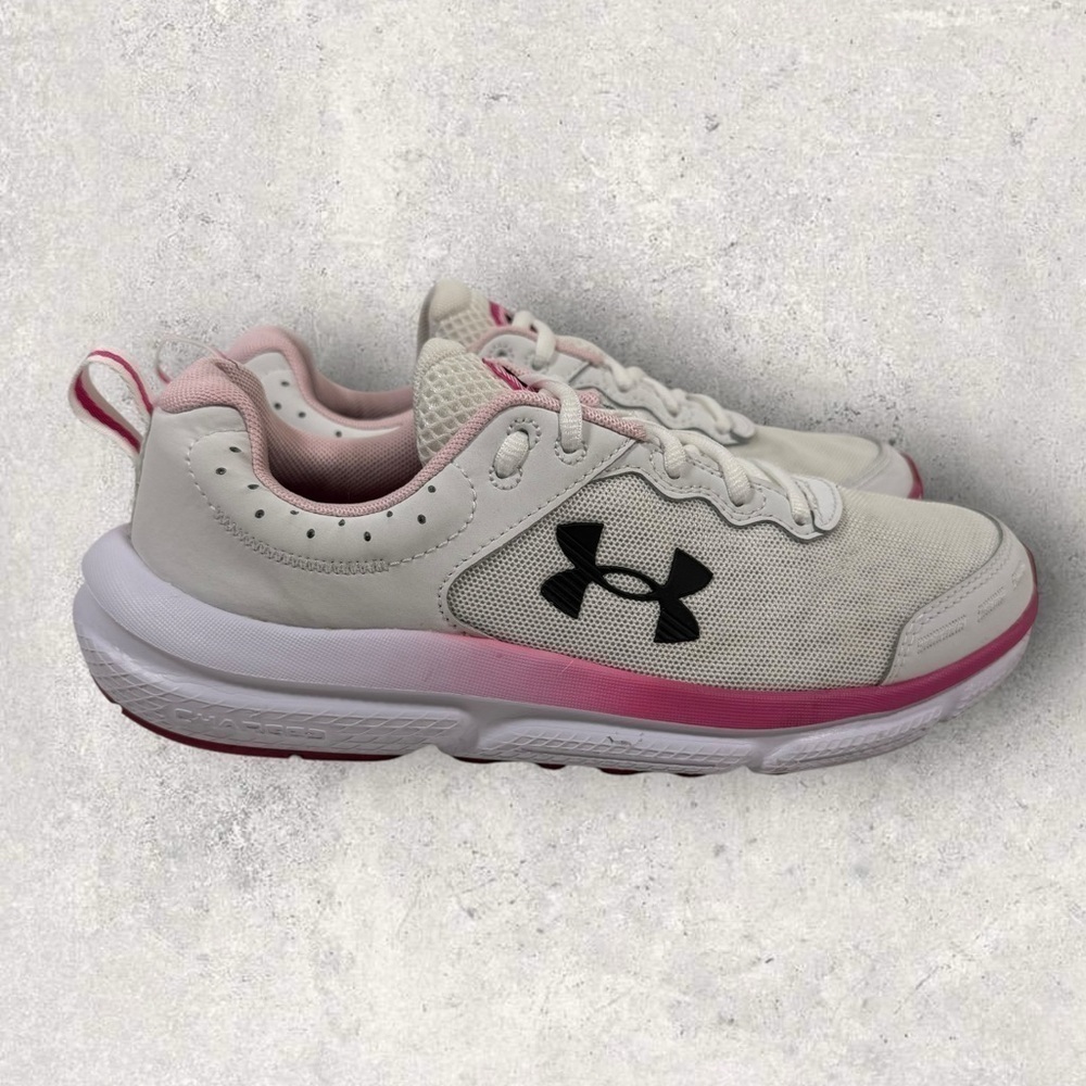 Women’s Under Armour Charged Assert 10 size 8